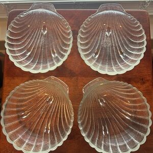 Vintage Anchor Hocking Glass Shell Bowl